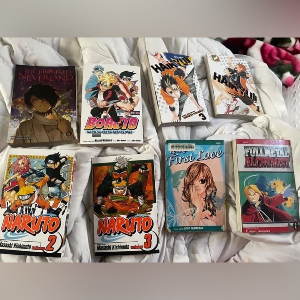 Variety 8 pack anime mangas